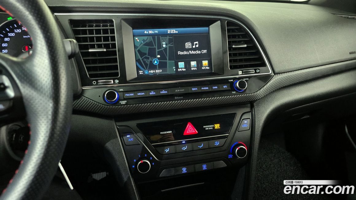 Hyundai AVANTE 2017