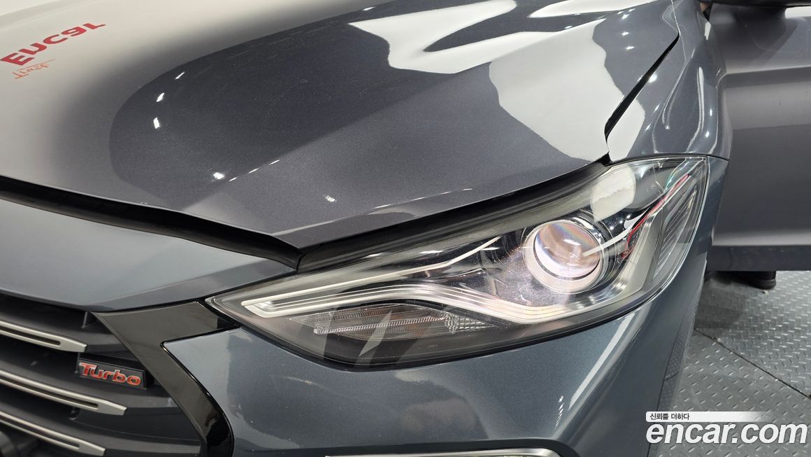 Hyundai AVANTE 2017