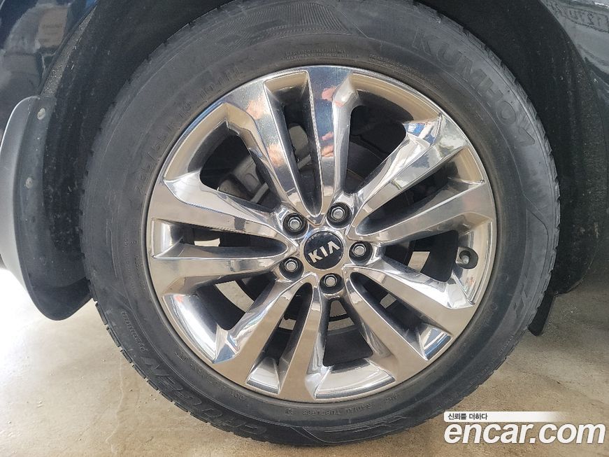 Kia Canival 2015