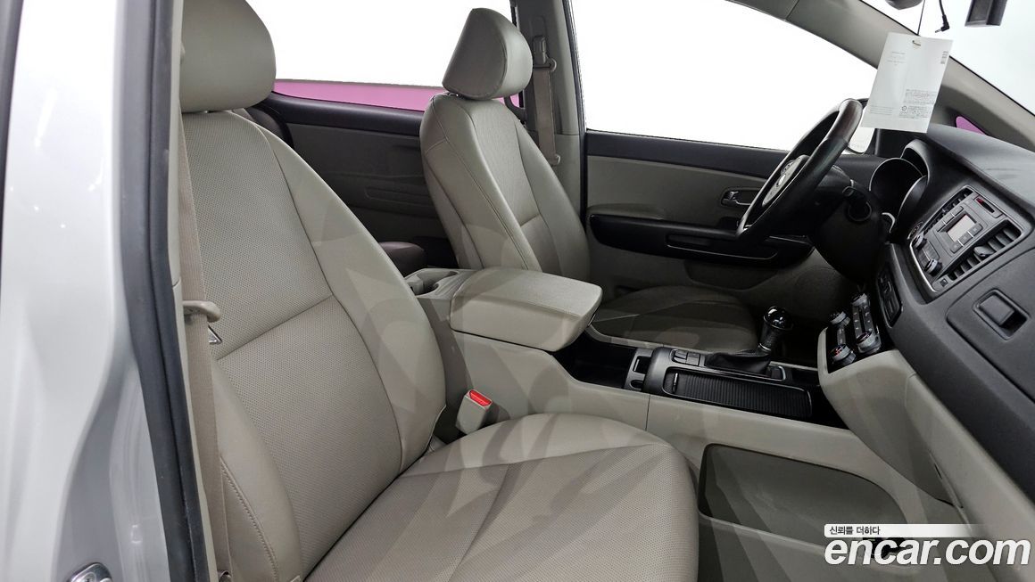 Kia Canival 2015