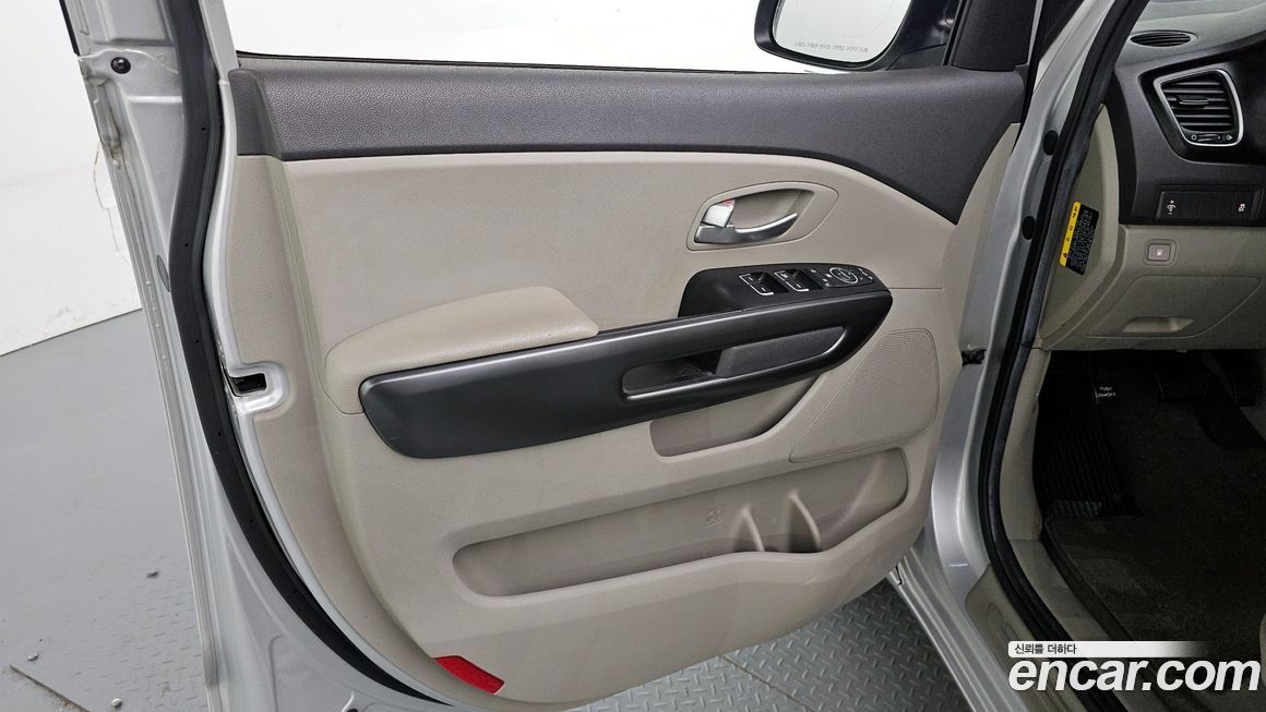 Kia Canival 2015
