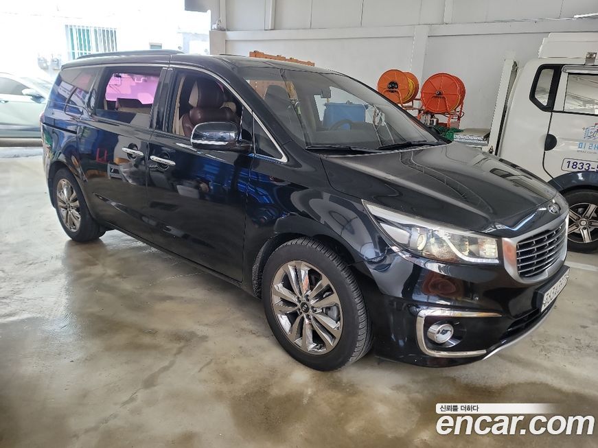 Kia Canival 2015