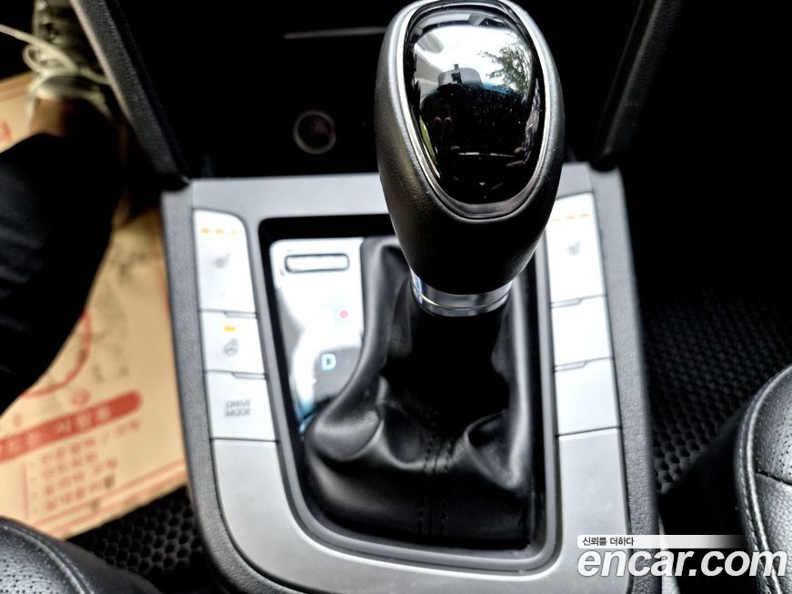 Hyundai AVANTE 2016