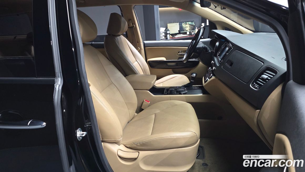 Kia Canival 2017
