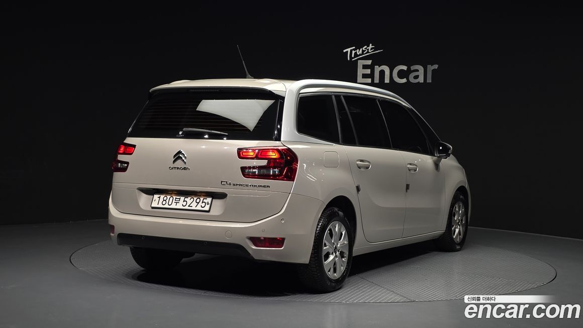 Citroen-DS C4 SpaceTourer 2019