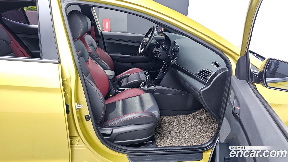 Hyundai AVANTE 2017
