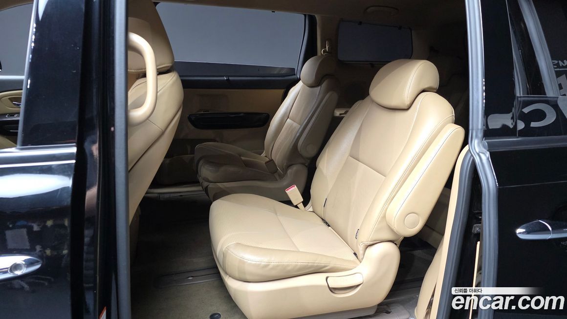 Kia Canival 2017