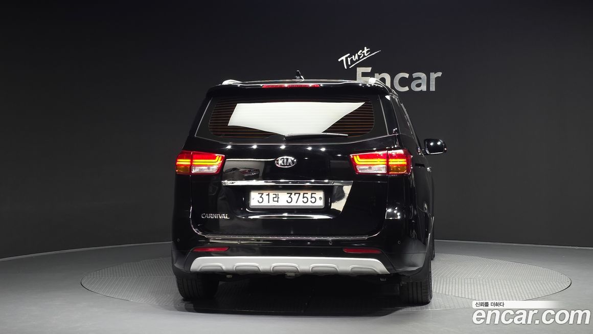 Kia Canival 2017
