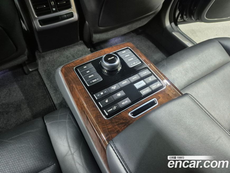Hyundai Equus 2015