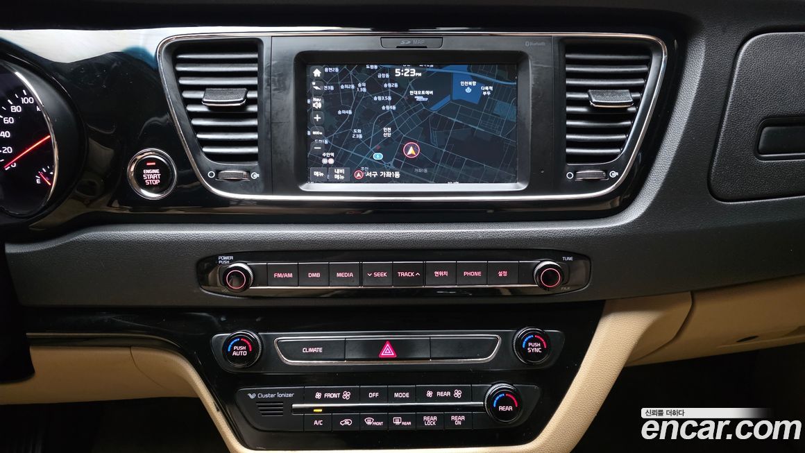 Kia Canival 2017