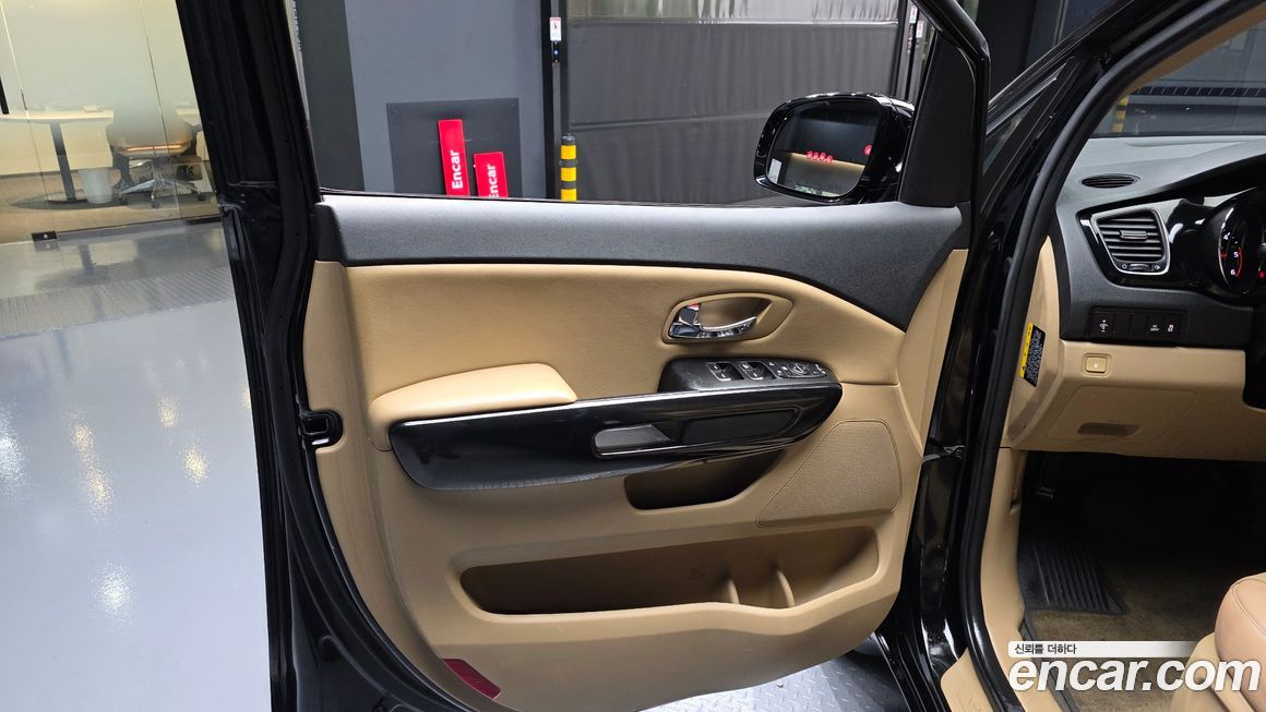 Kia Canival 2017