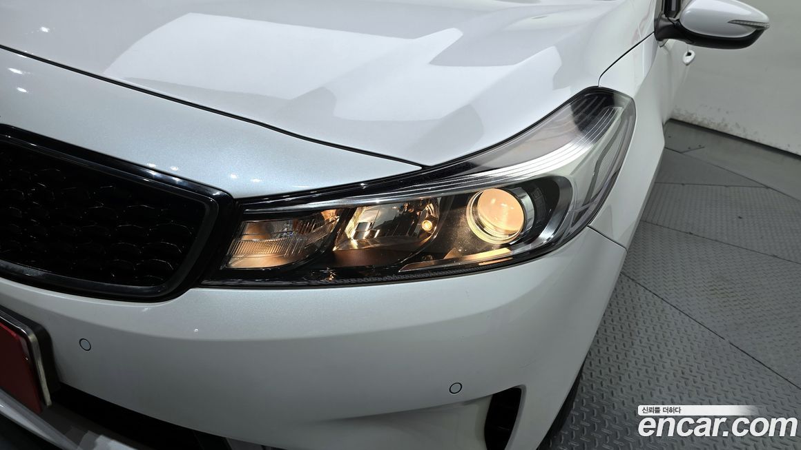 Kia K3 2016