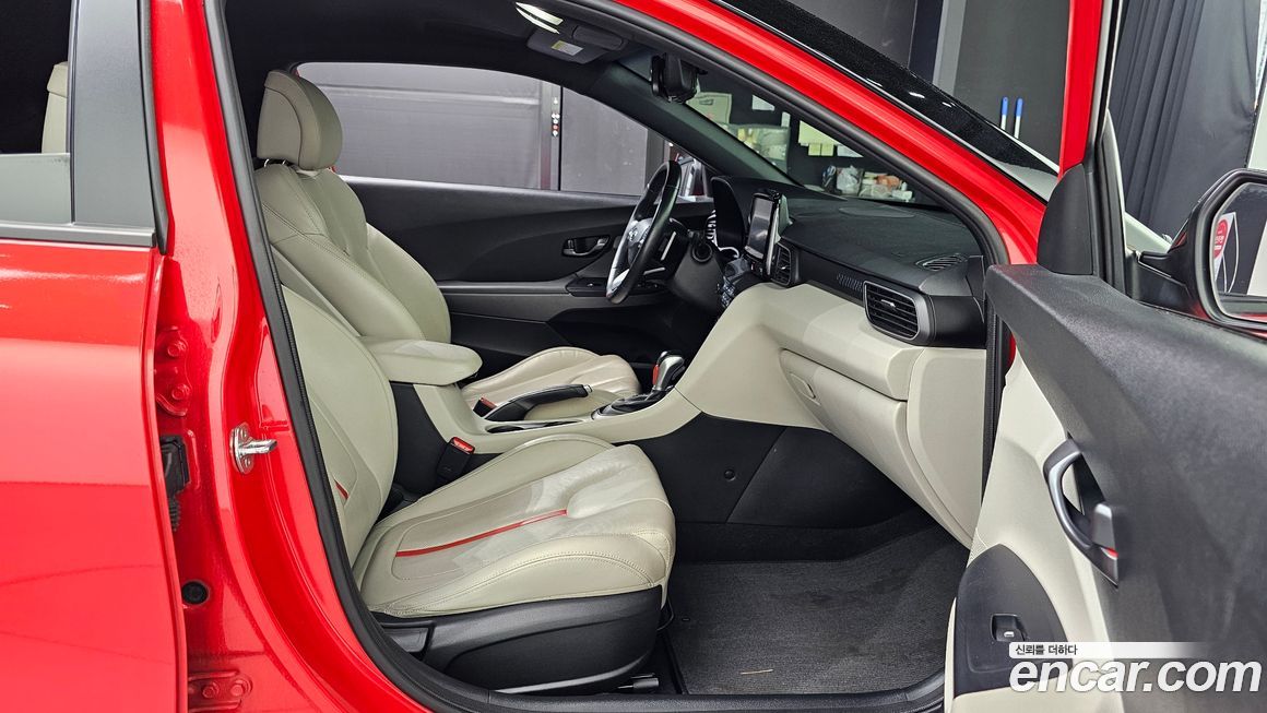 Hyundai Veloster 2018