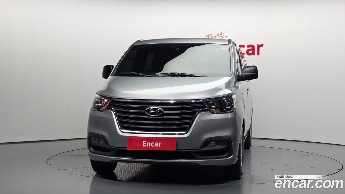 Hyundai Starex 2019