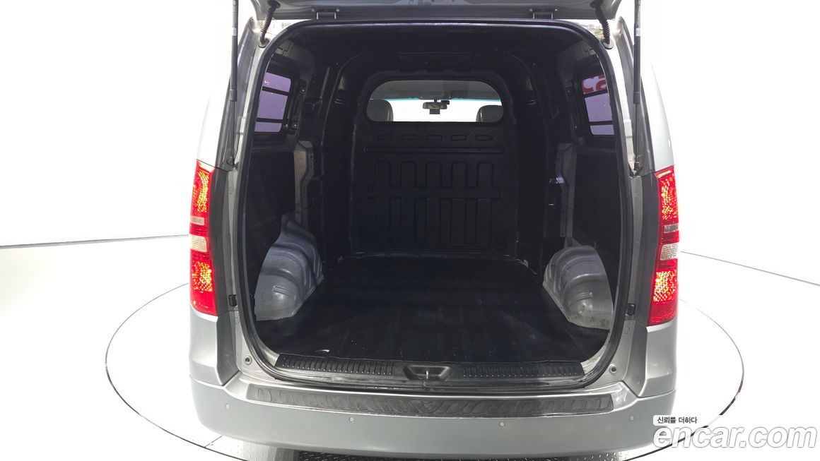 Hyundai Starex 2019