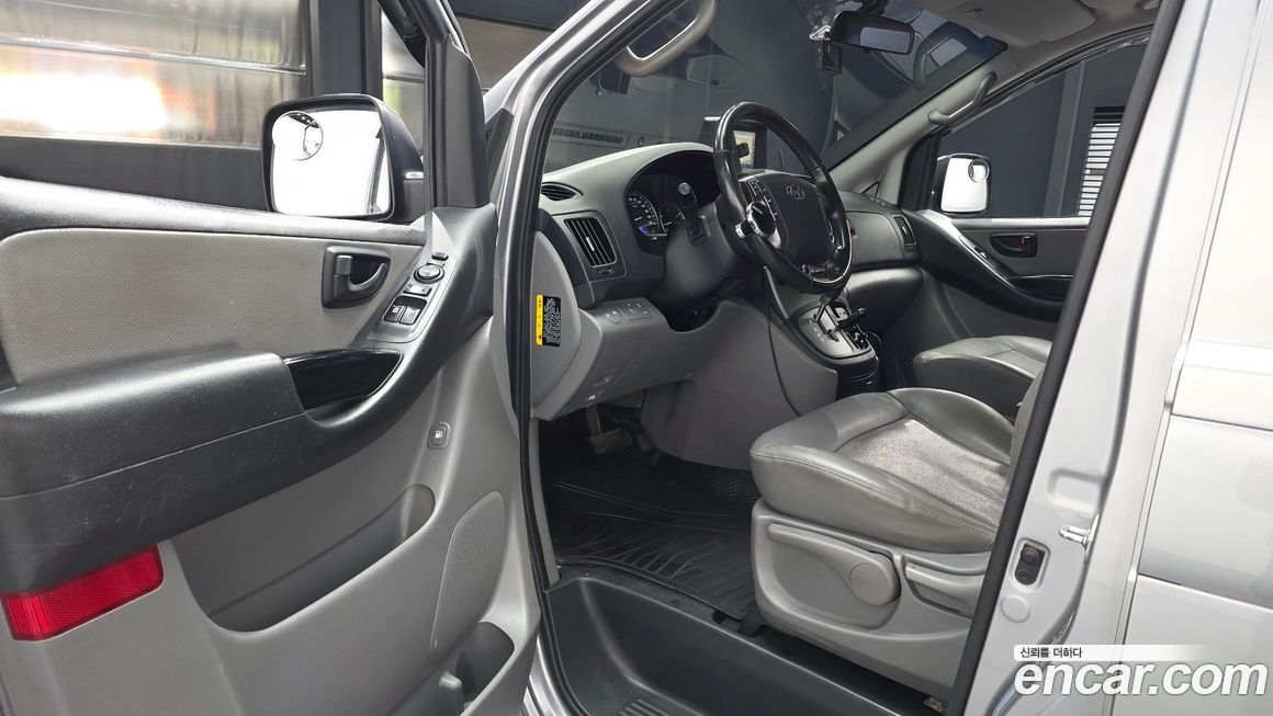 Hyundai Starex 2019