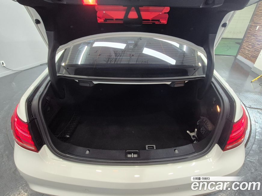 Mercedes-Benz E-Class 2014
