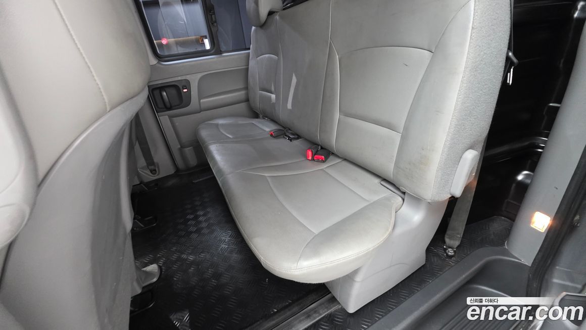 Hyundai Starex 2019
