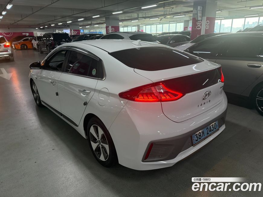 Hyundai Ioniq 2018