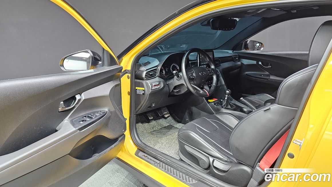 Hyundai Veloster 2018