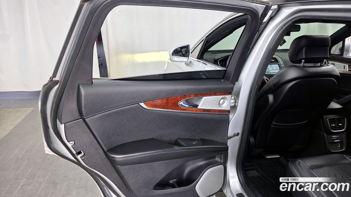 Lincoln MKX 2017