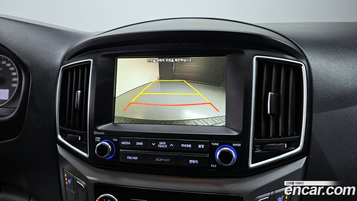 Hyundai Starex 2018