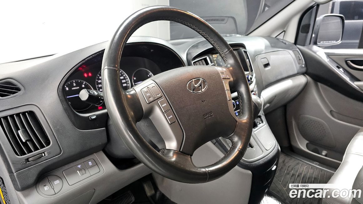 Hyundai Starex 2018
