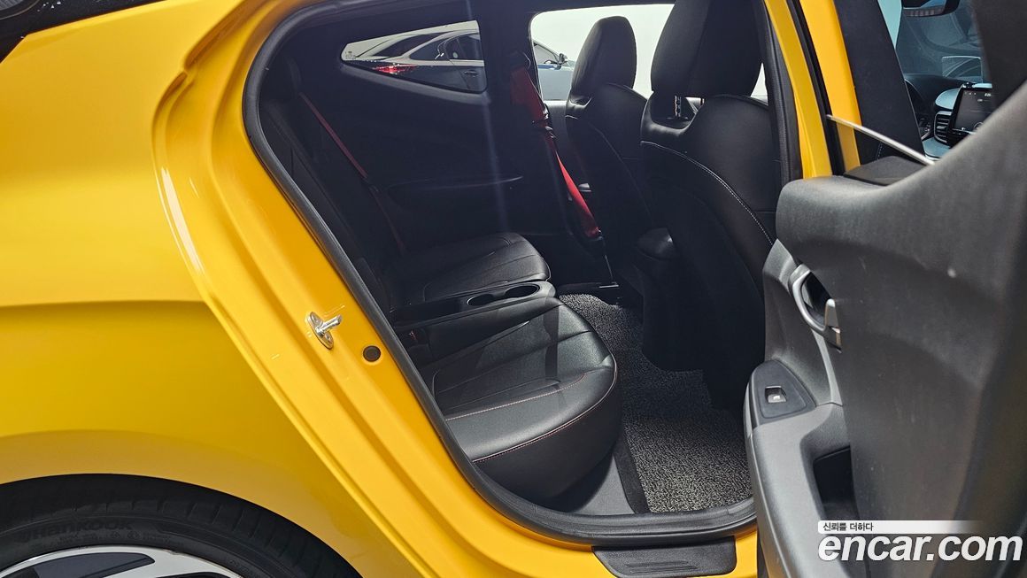 Hyundai Veloster 2018