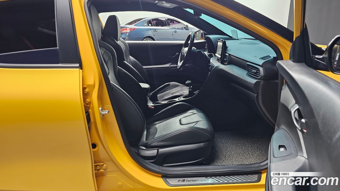 Hyundai Veloster 2018