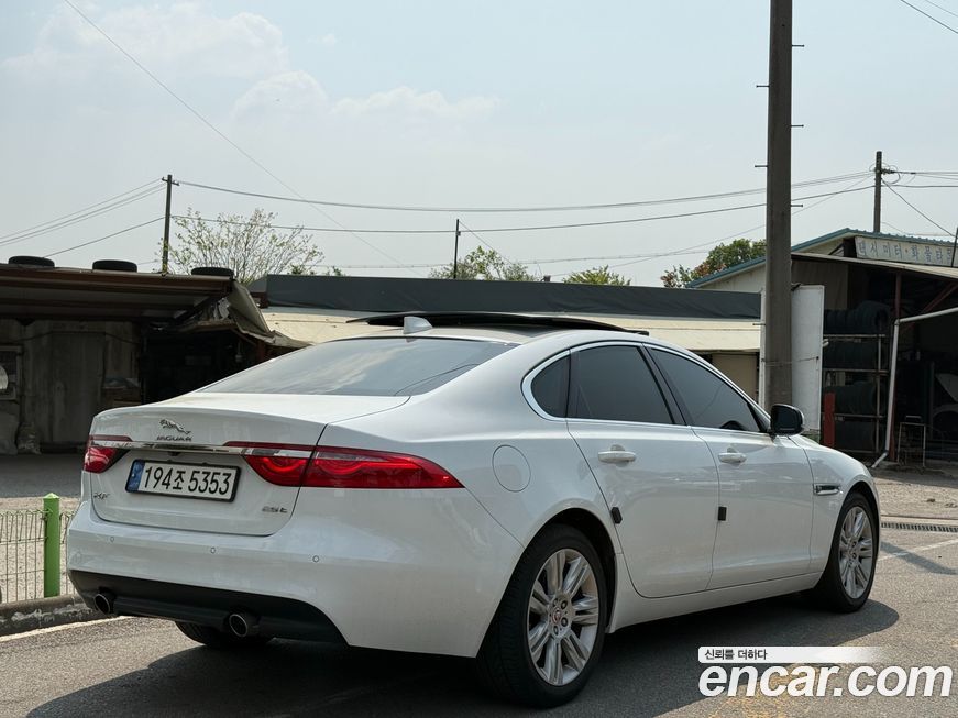 Jaguar XF 2018