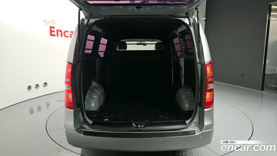 Hyundai Starex 2018
