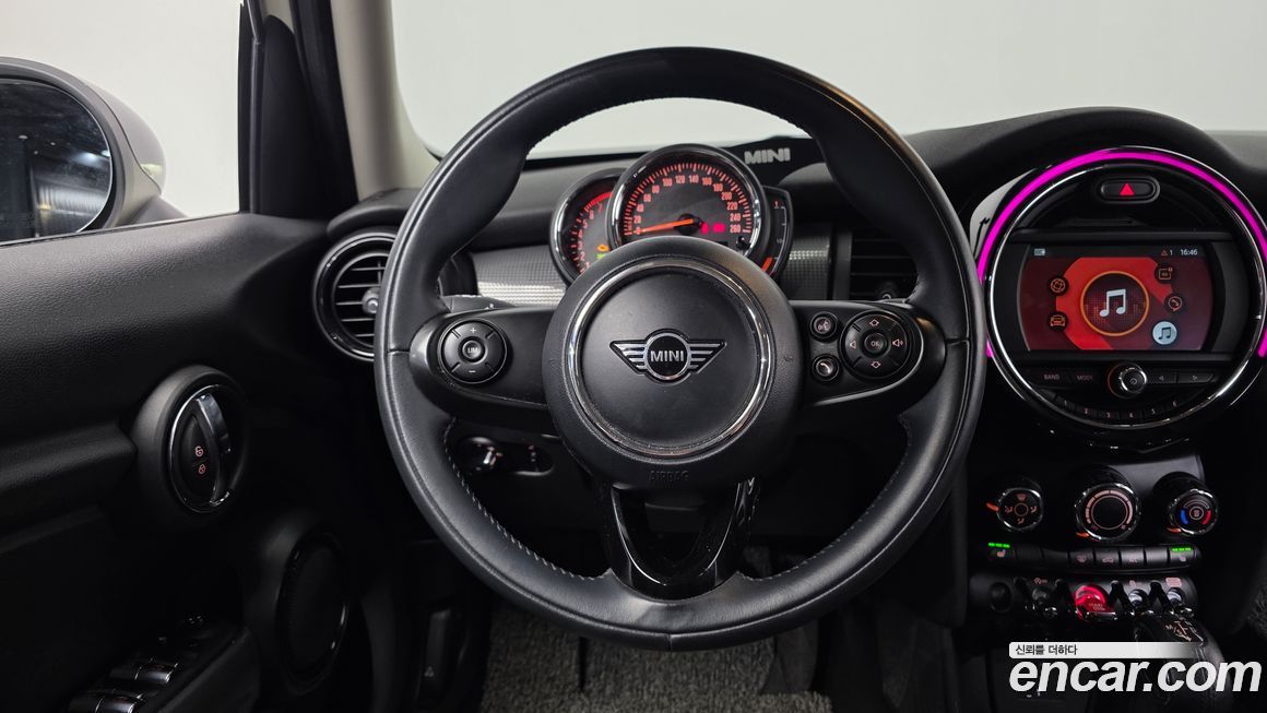 Mini Cooper 2019