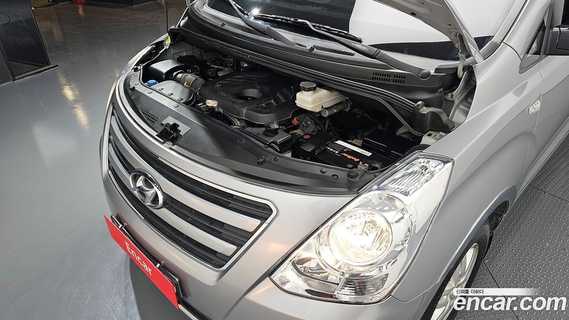 Hyundai Starex 2018