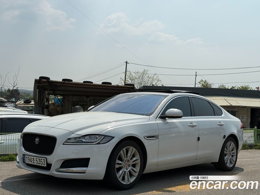 Jaguar XF 2018