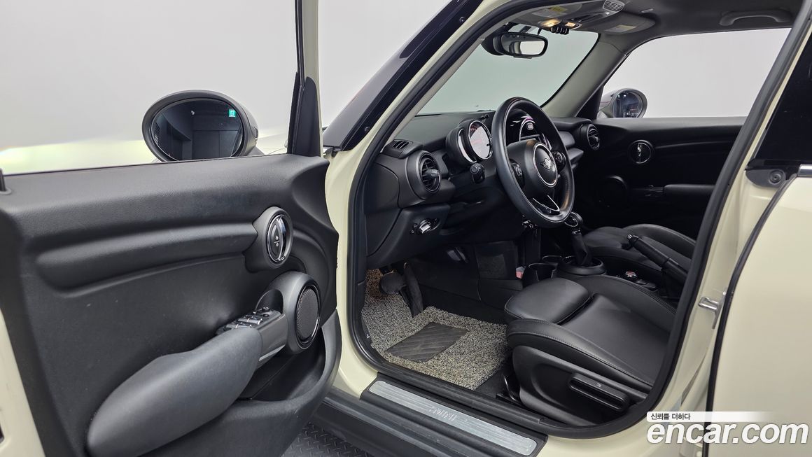 Mini Cooper 2019