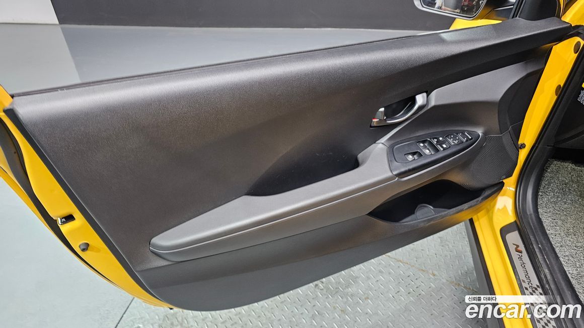 Hyundai Veloster 2018