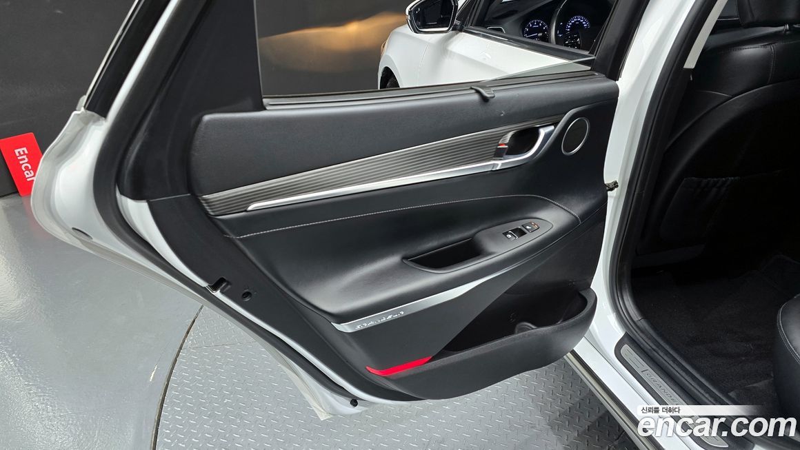 Hyundai Grandeur 2017