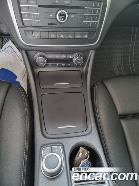 Mercedes-Benz GLA-Class 2016