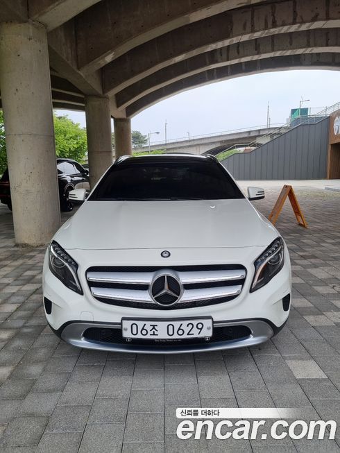 Mercedes-Benz GLA-Class 2016