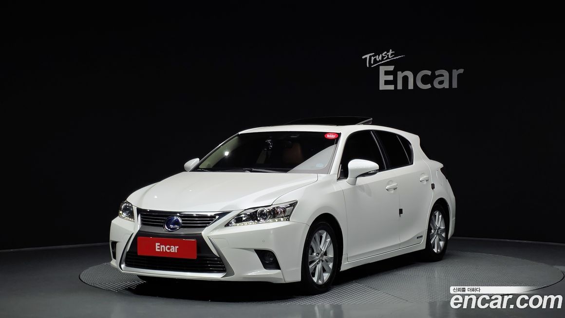 Lexus CT200h 2014