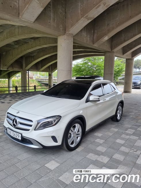 Mercedes-Benz GLA-Class 2016