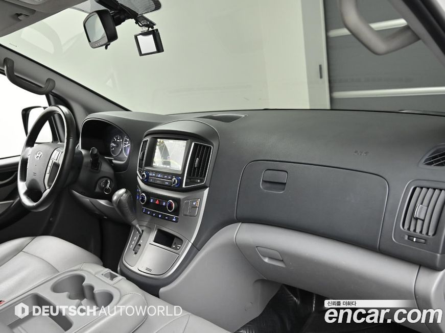 Hyundai Starex 2019