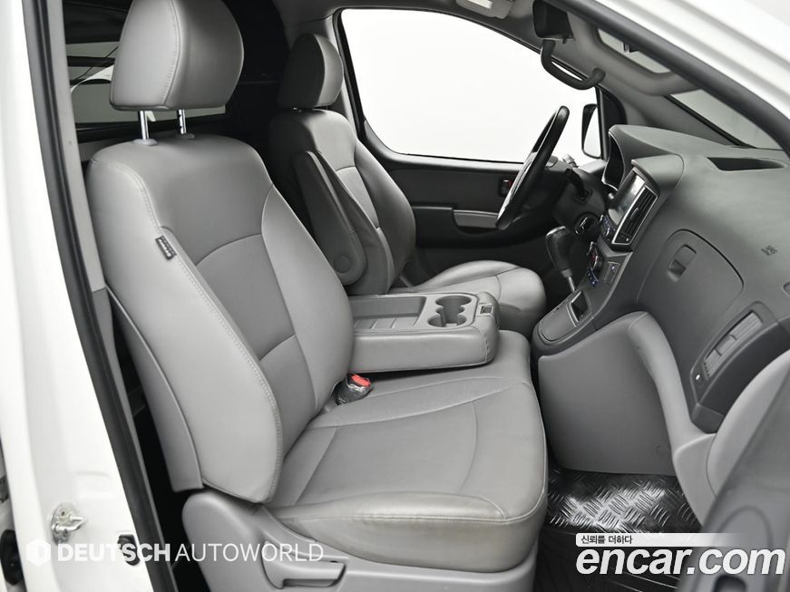 Hyundai Starex 2019
