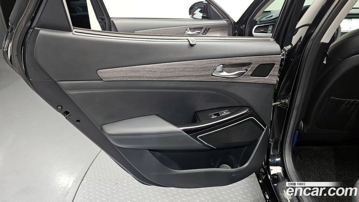 Kia K7 2017