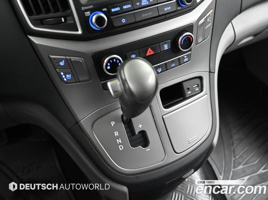 Hyundai Starex 2019