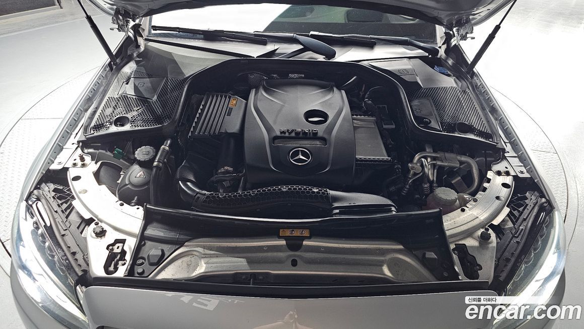 Mercedes-Benz C-Class 2018