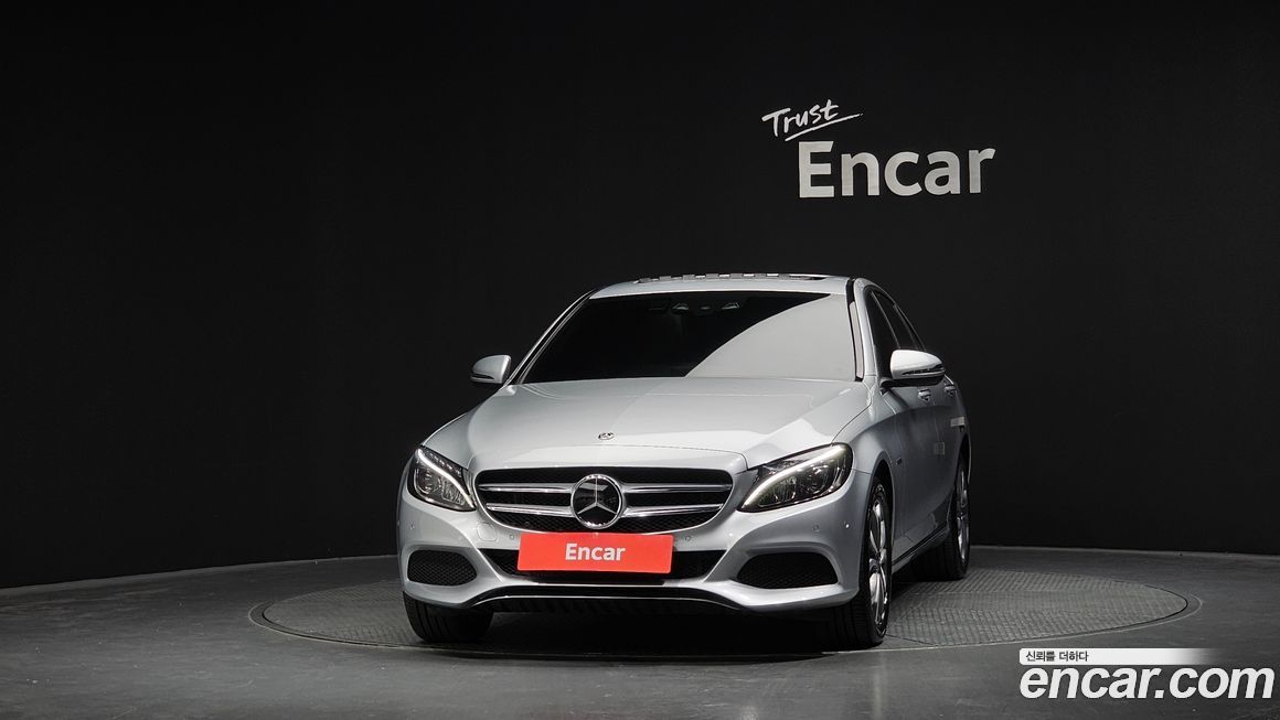Mercedes-Benz C-Class 2018