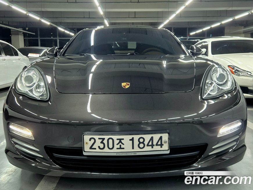 Porsche Panamera 2011
