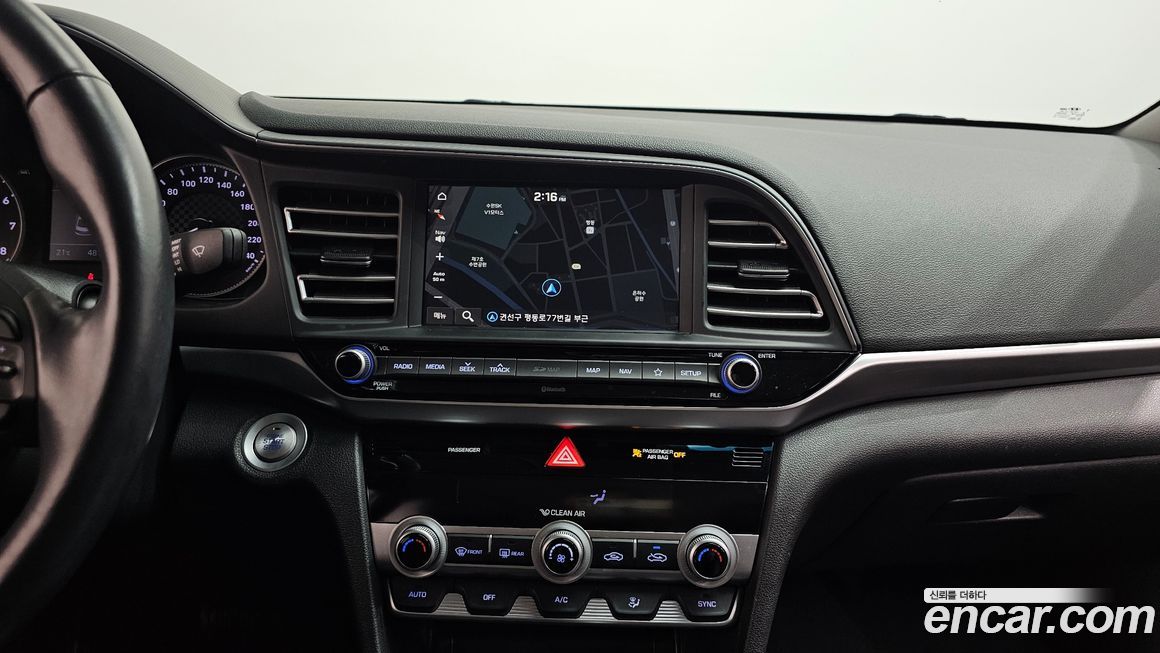 Hyundai AVANTE 2019