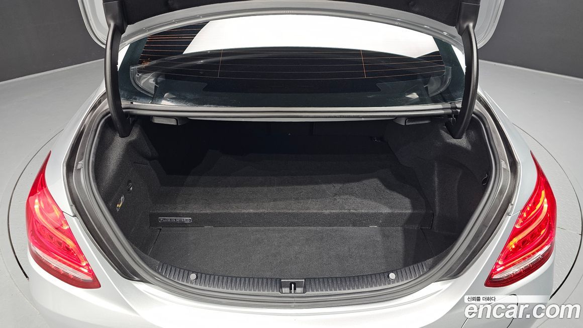 Mercedes-Benz C-Class 2018